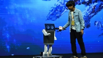 [VNExpress] Thần đồng AI 16 tuổi điều hành startup 200 triệu USD